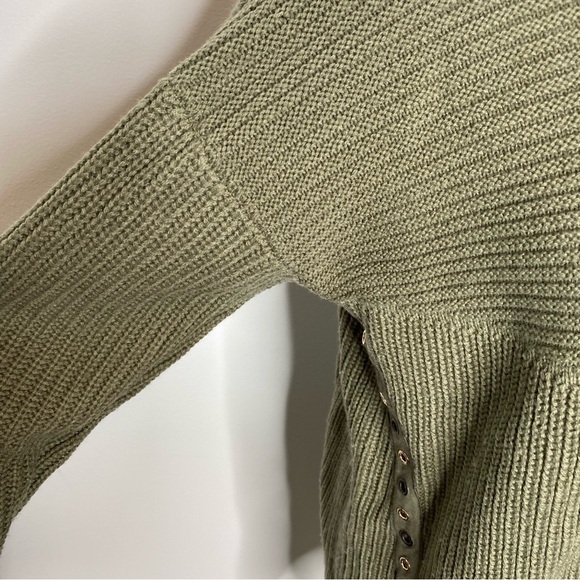 Bar III Green Grommet Sweater - Picture 5 of 9